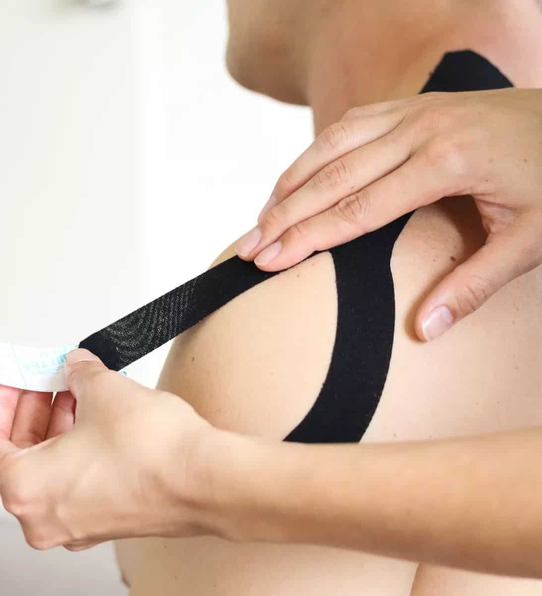 Tape Kinesiológico Precortado Negro 5 cm x 5mt - Imagen 4